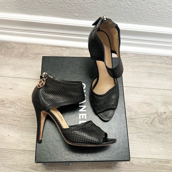 Chanel Sandals - Picture 3 of 14